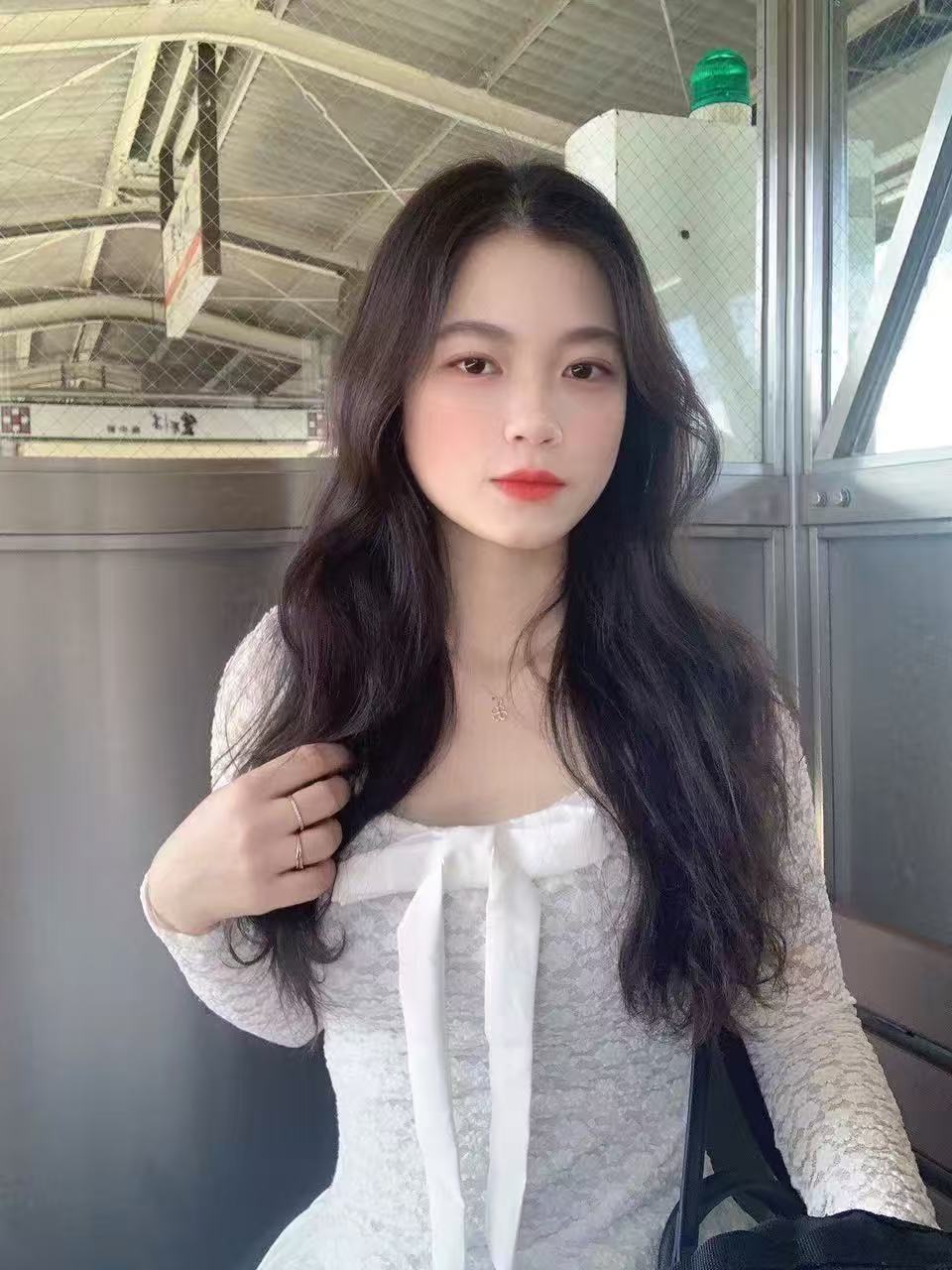 【新人】本人保証　めぐみちゃん（23歳）