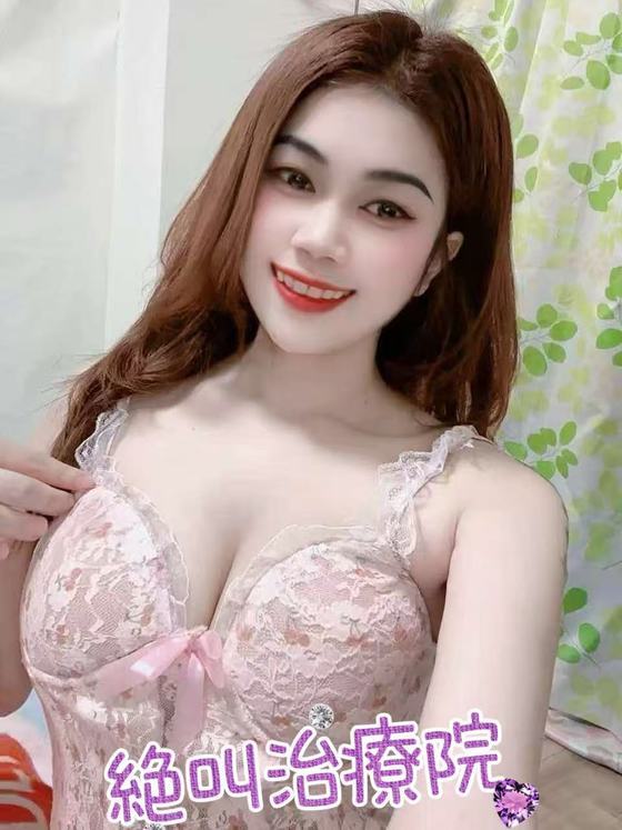 26歳　もなちゃん